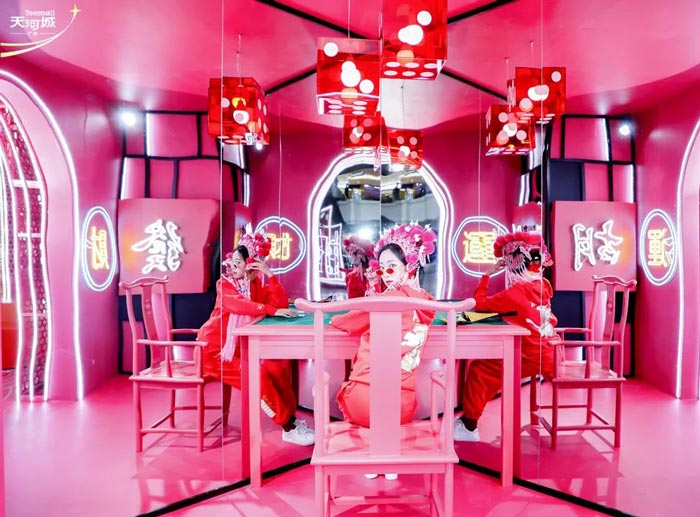 全國(guó)首個(gè)“麻將”主題潮玩國(guó)粹展降臨廣