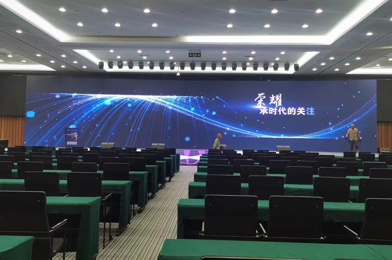 預(yù)定酒店活動(dòng)場(chǎng)地時(shí)有什么需要注意的？